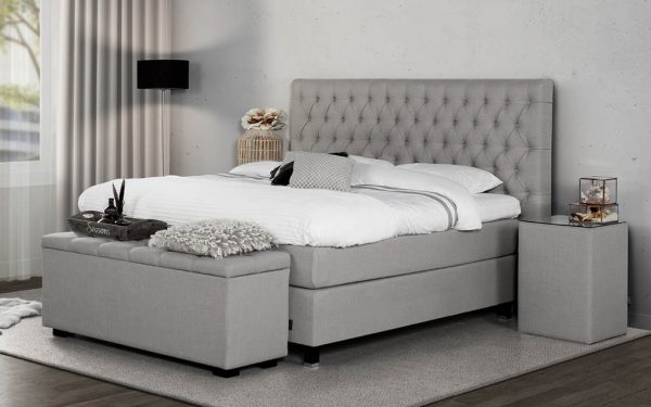Caresse Platinum 9850 vlak